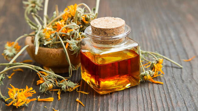 calendula oil and dried calendula flowers