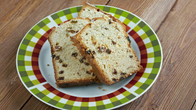 Barmbrack - Irish yeasted bread with added sultanas and raisins