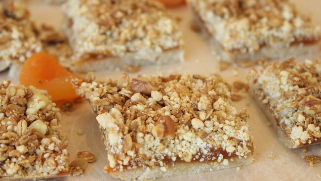 Heavenly Apricot Cobbler Bars