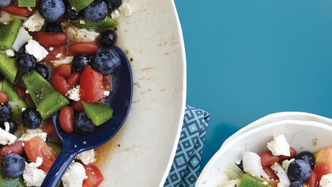 Blueberry–Kidney Bean Salad with Fresh Vegetables