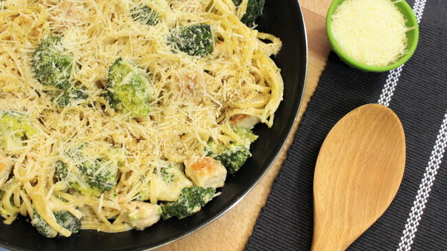 Chicken and Broccoli Alfredo