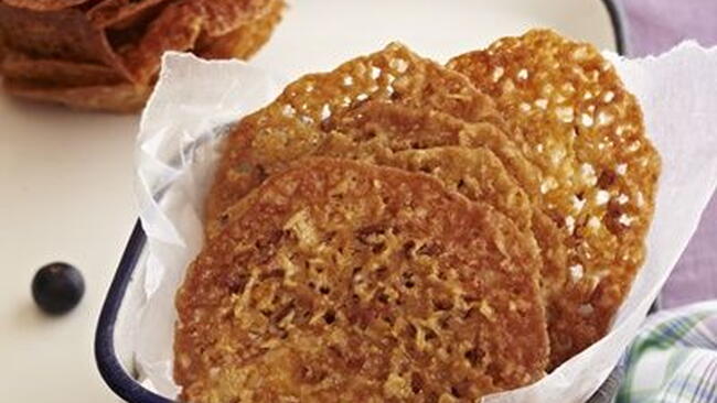 Oatmeal Pecan Lace Cookies