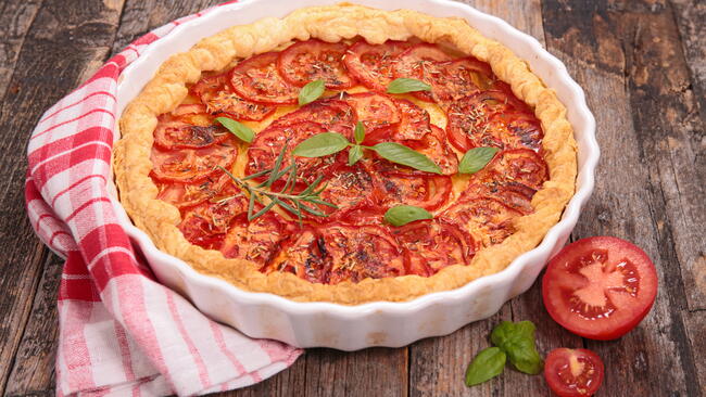 Fresh Tomato and Basil Quiche