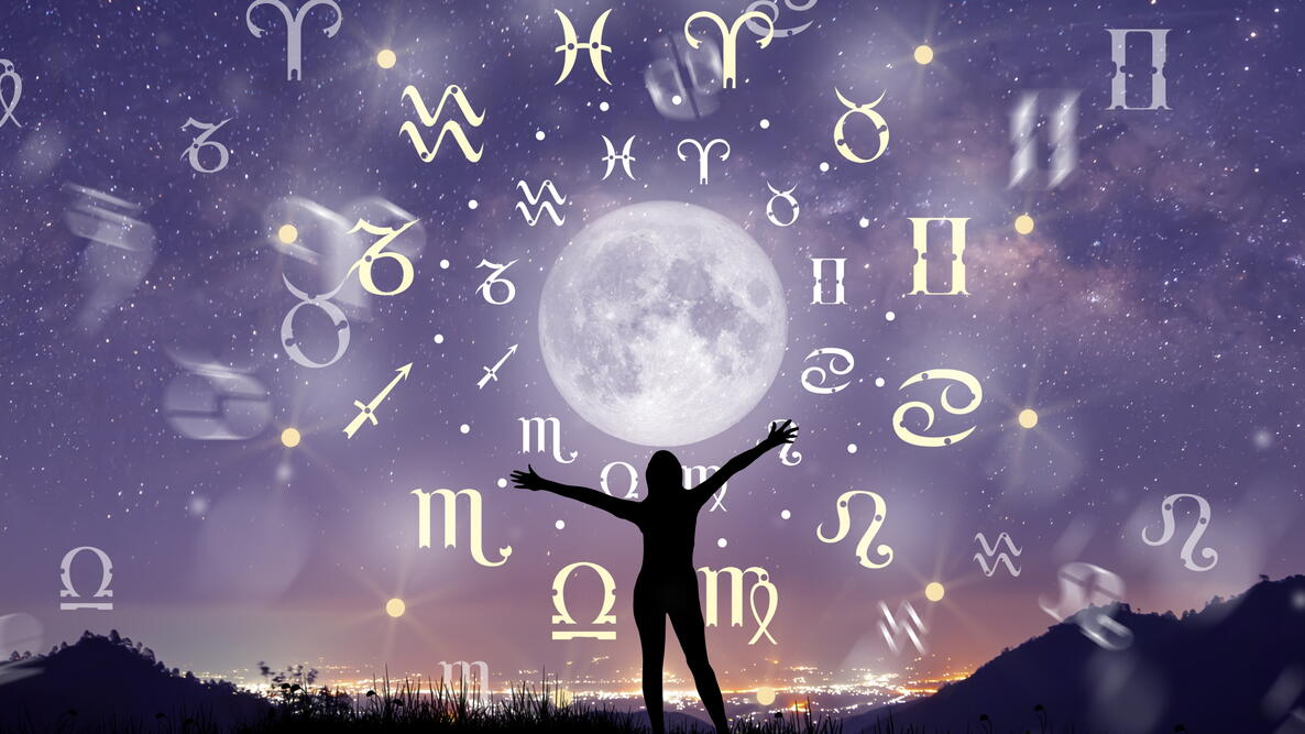  Moon Sign