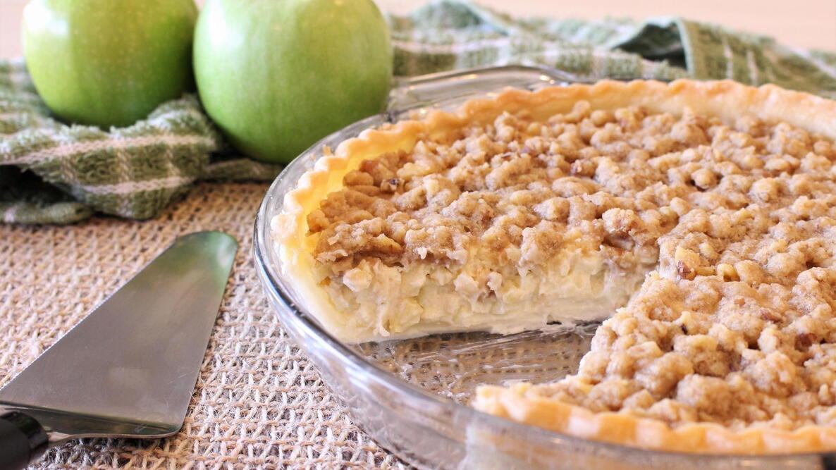 Sour Cream Apple Pie
