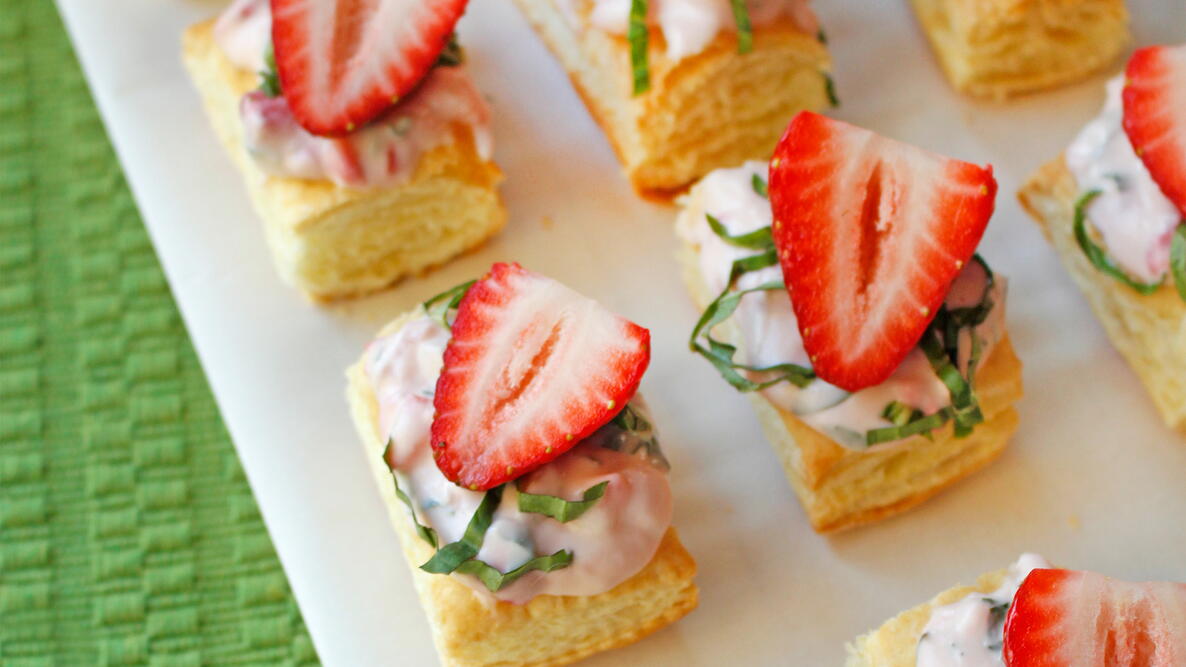 Strawberry Basil Bites