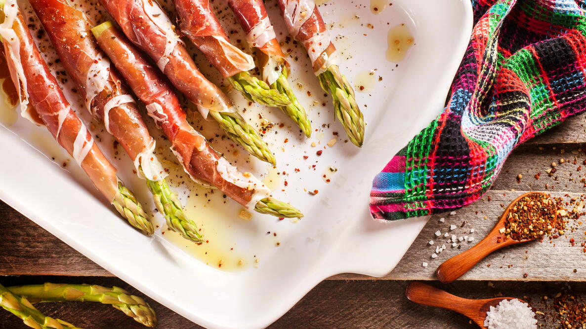 Roasted Prosciutto-Wrapped Asparagus