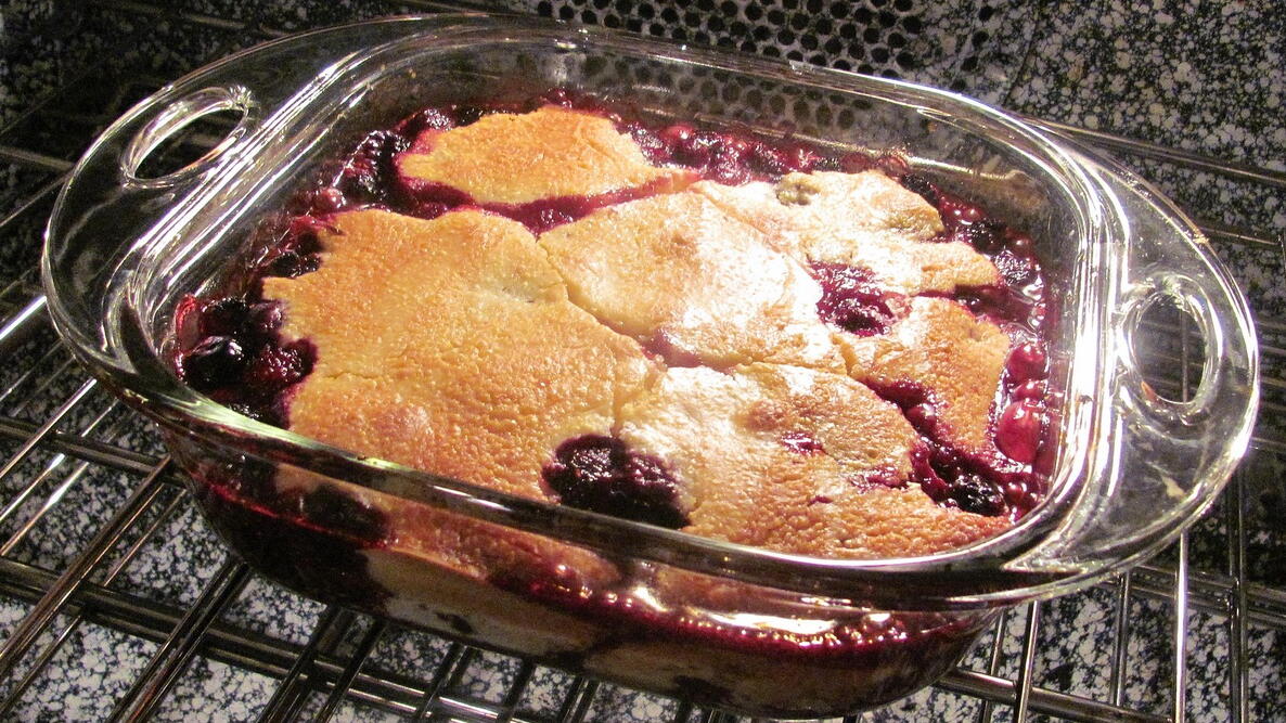 blackberry cobbler