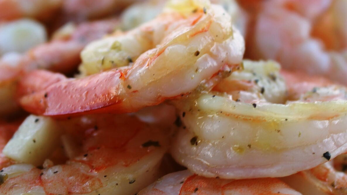 Boiled Shrimp with Dipping Sauce