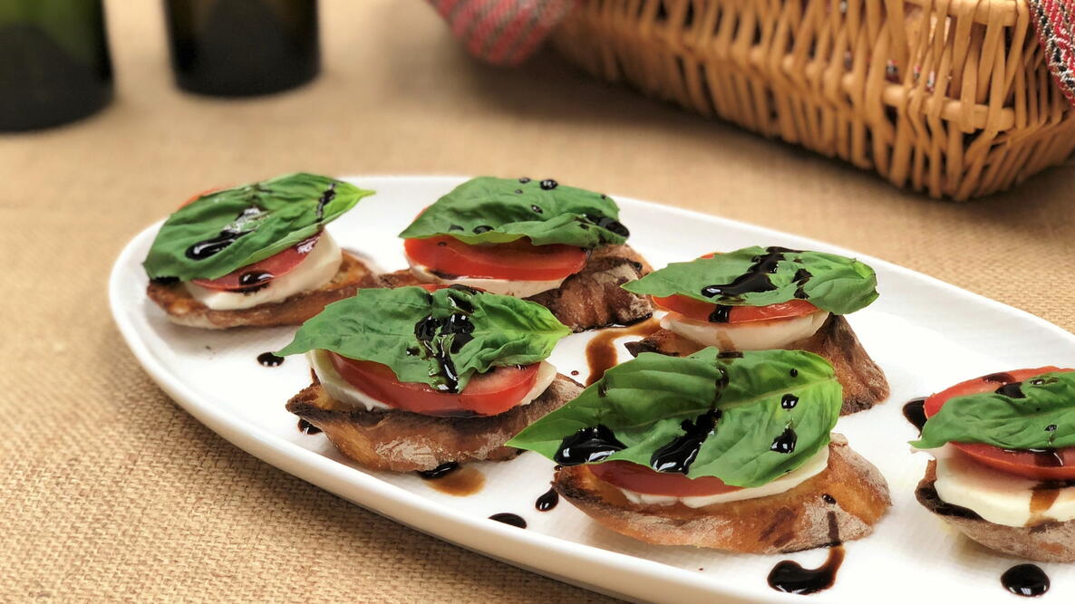 Caprese Bruschetta