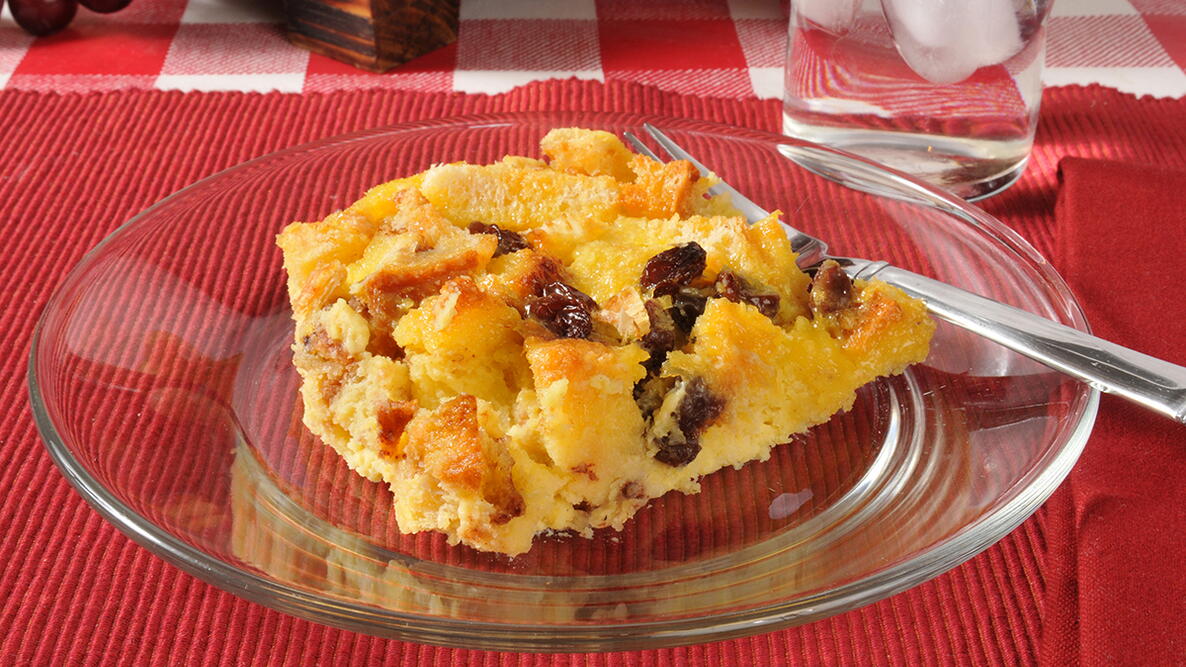 Crockpot Bread & Raisin Pudding