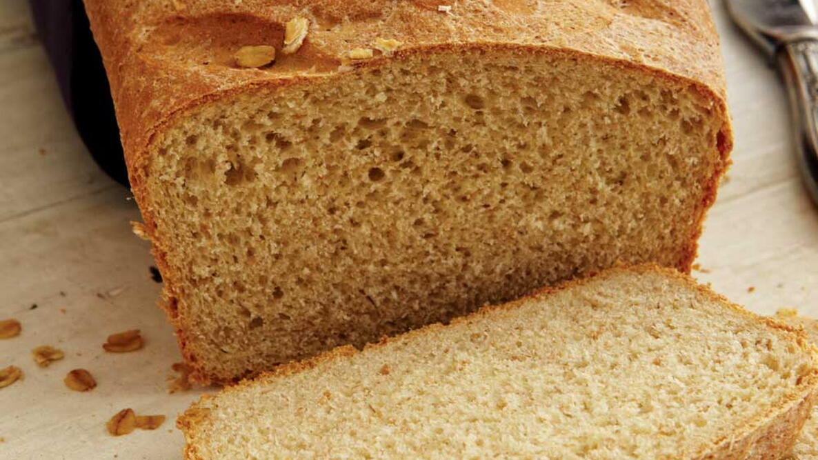 Whole Wheat and Oatmeal Sandwich Bread