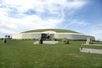 Newgrange (Ireland)