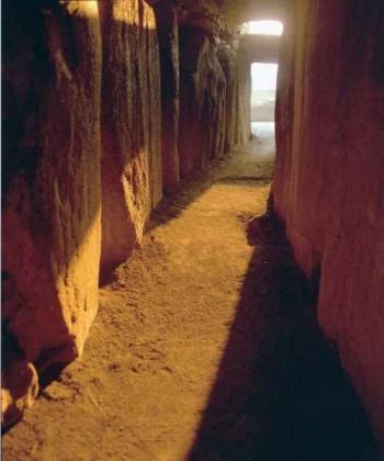 Newgrange (Ireland)