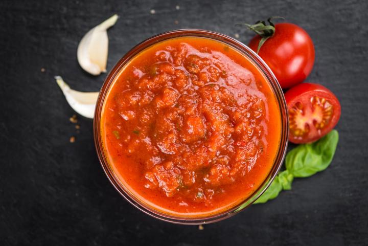 Slow cooker tomato sauce. Photo by HandmadePictures/Shutterstock