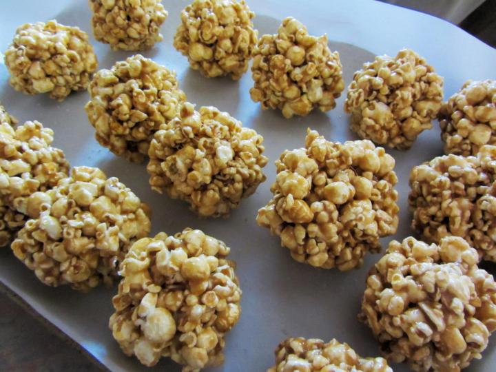 popcorn-balls_full_width.jpg