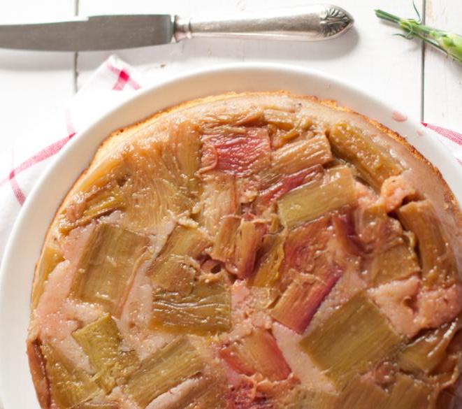 recipe-upside_down_rhubarb_pie.jpg